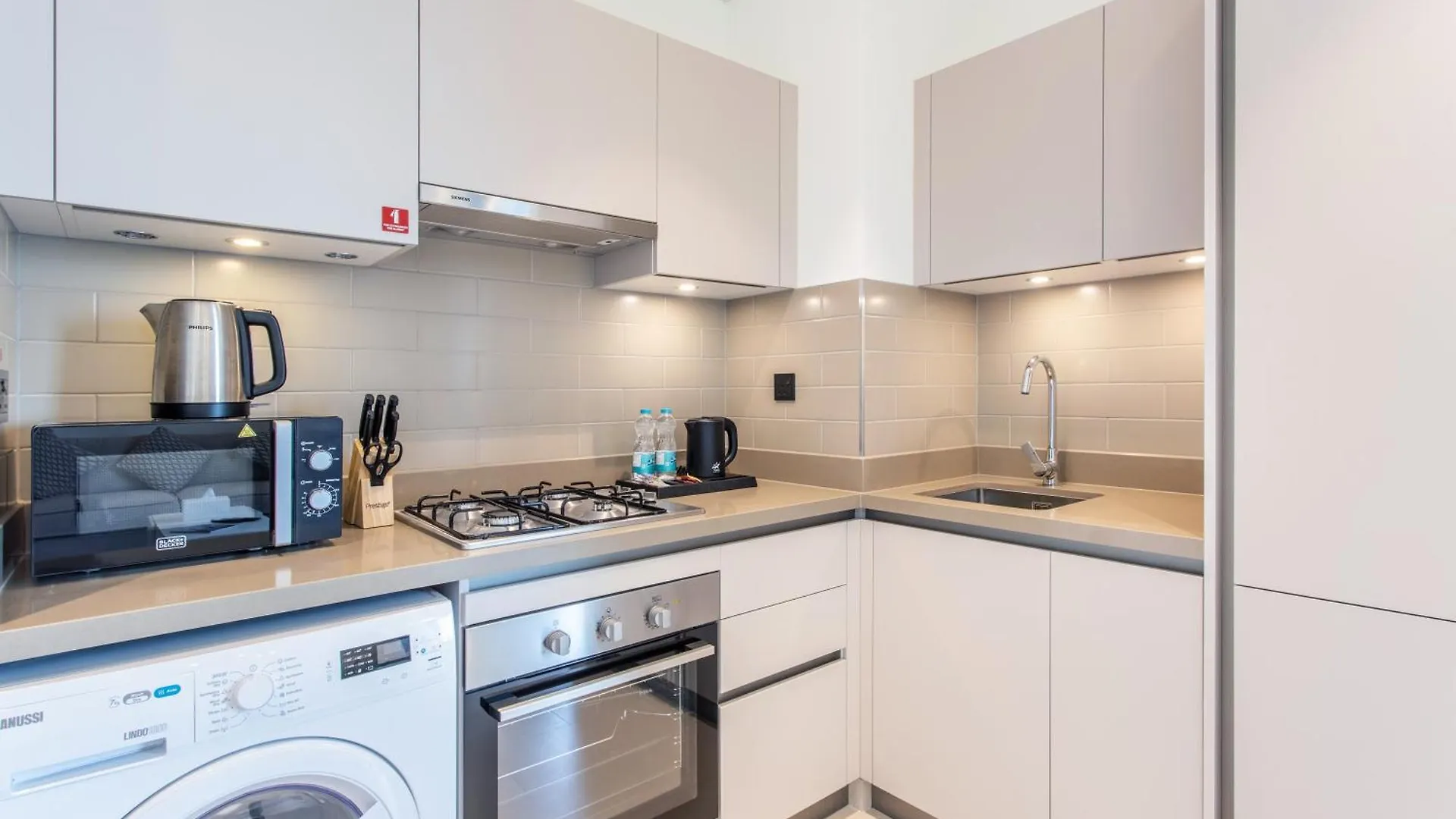 Appartamento Stay By Latinem Luxury 1Br Holiday Home Cvr A609 Near Burj Khalifa Dubai Emirati Arabi Uniti